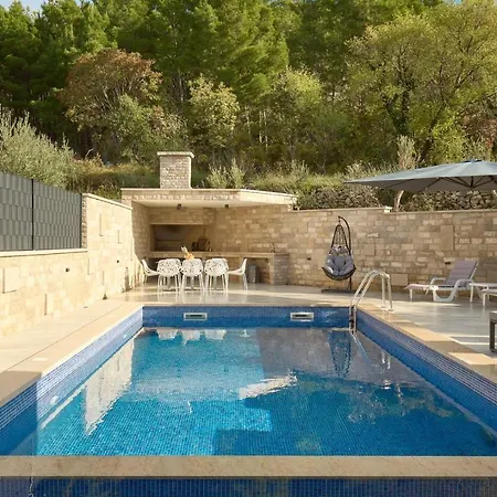 Villa Sunset, Private Pool, Elevator, Jacuzzi, Gym