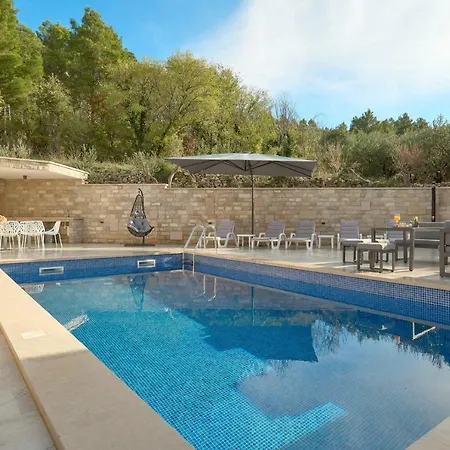 Villa Sunset, Private Pool, Elevator, Jacuzzi, Gym *