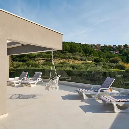 Sunset, Private Pool, Elevator, Jacuzzi, Gym Villa Podstrana
