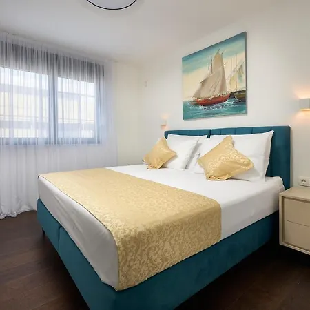 Villa Sunset, Private Pool, Elevator, Jacuzzi, Gym Podstrana