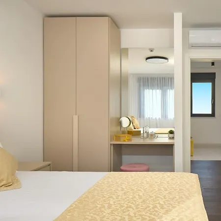 Sunset, Private Pool, Elevator, Jacuzzi, Gym Вилла